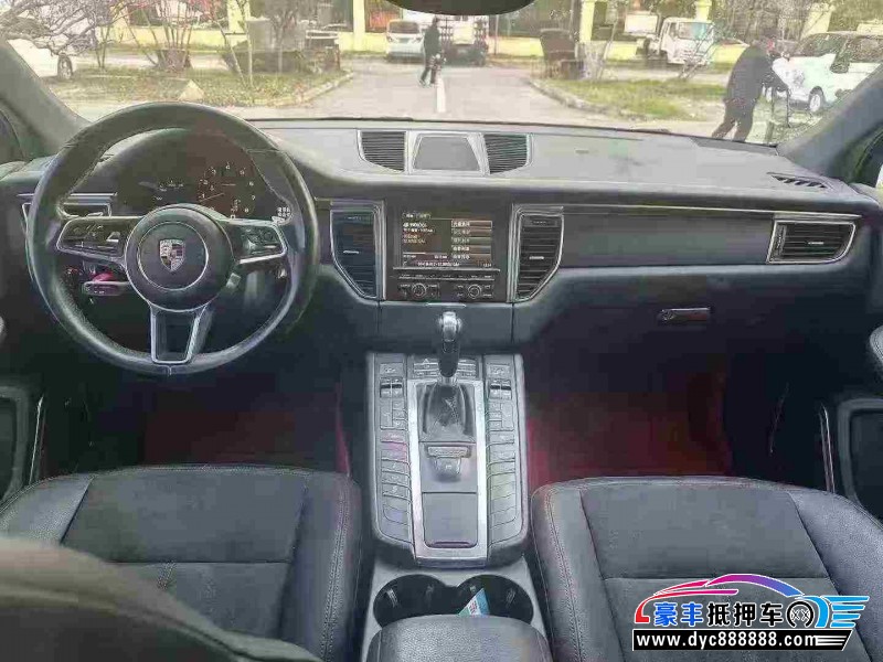 16年保时捷Macan迈凯轿车抵押车出售