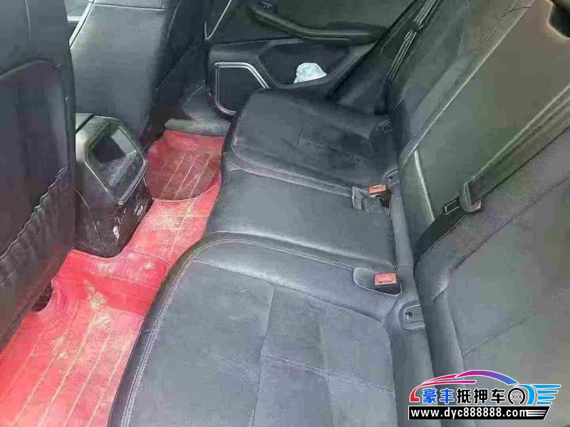 16年保时捷Macan迈凯轿车抵押车出售