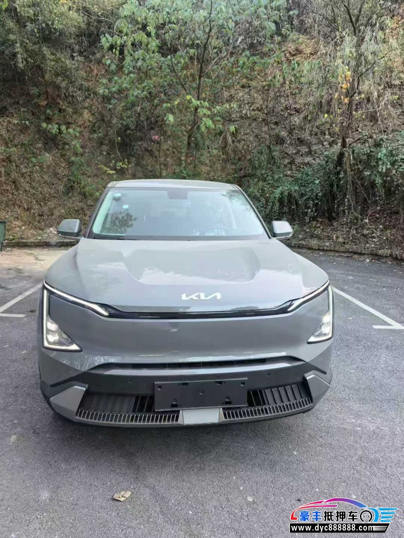 25年起亚EV5轿车抵押车出售