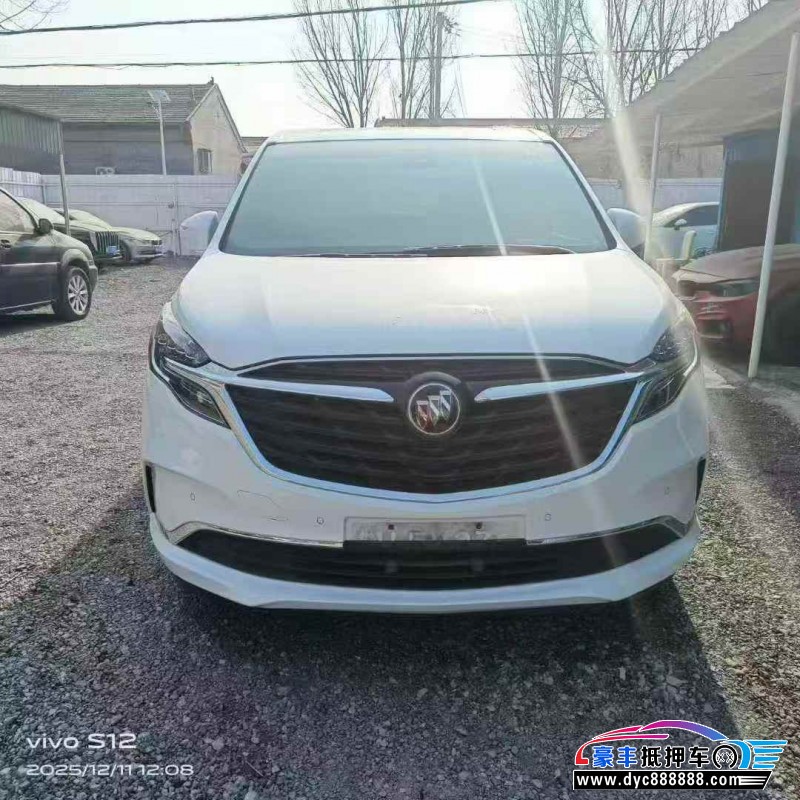 21年别克GL8轿车抵押车出售