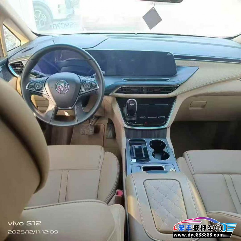 21年别克GL8轿车抵押车出售