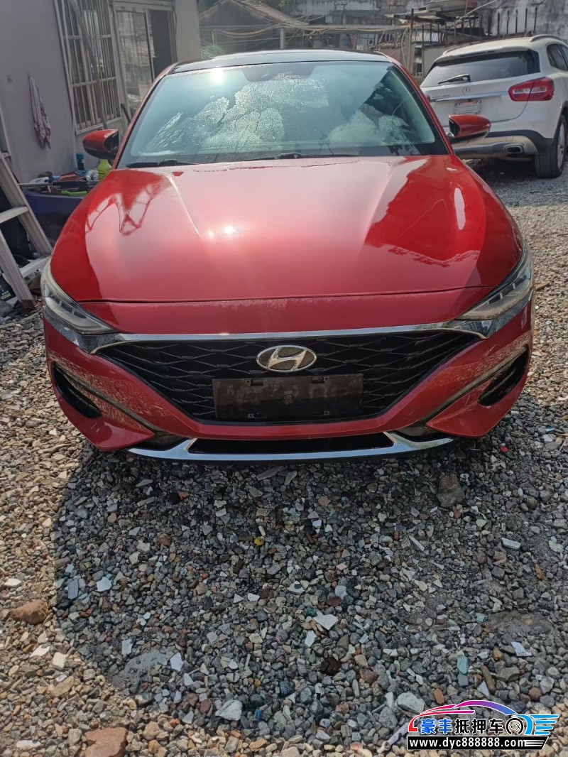 21年现代菲斯塔轿车抵押车出售