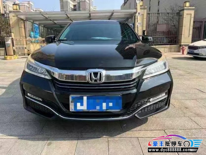 17年本田雅阁轿车抵押车出售