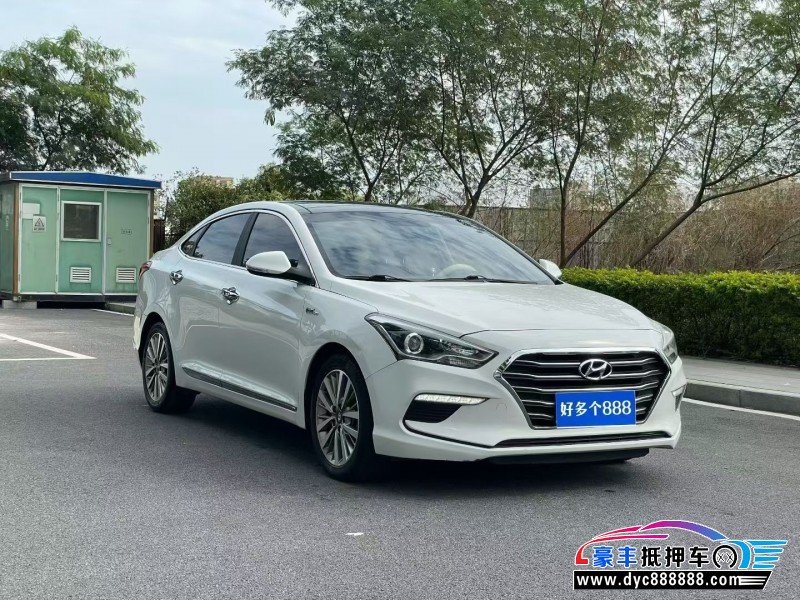 17年现代名图轿车抵押车出售