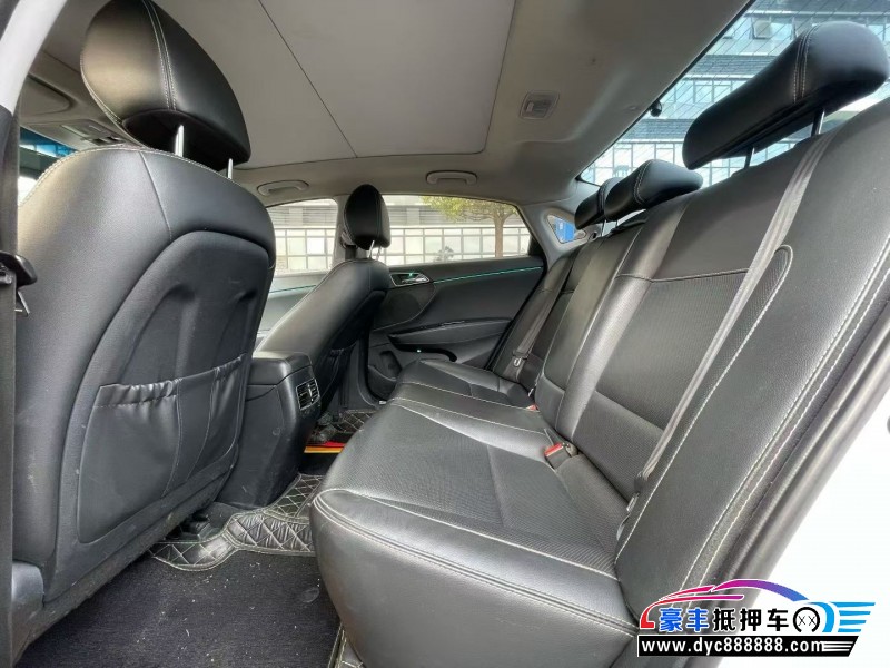 17年现代名图轿车抵押车出售