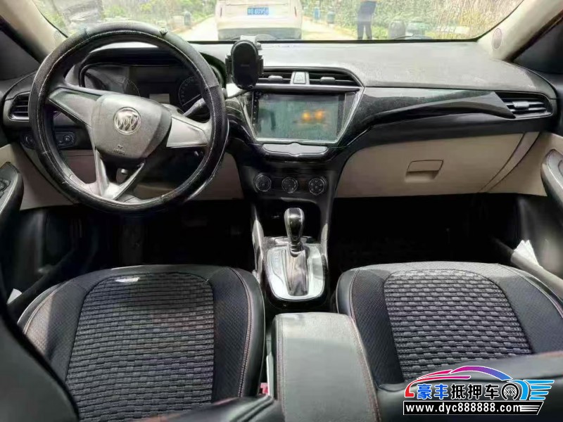 19年别克凯越轿车抵押车出售