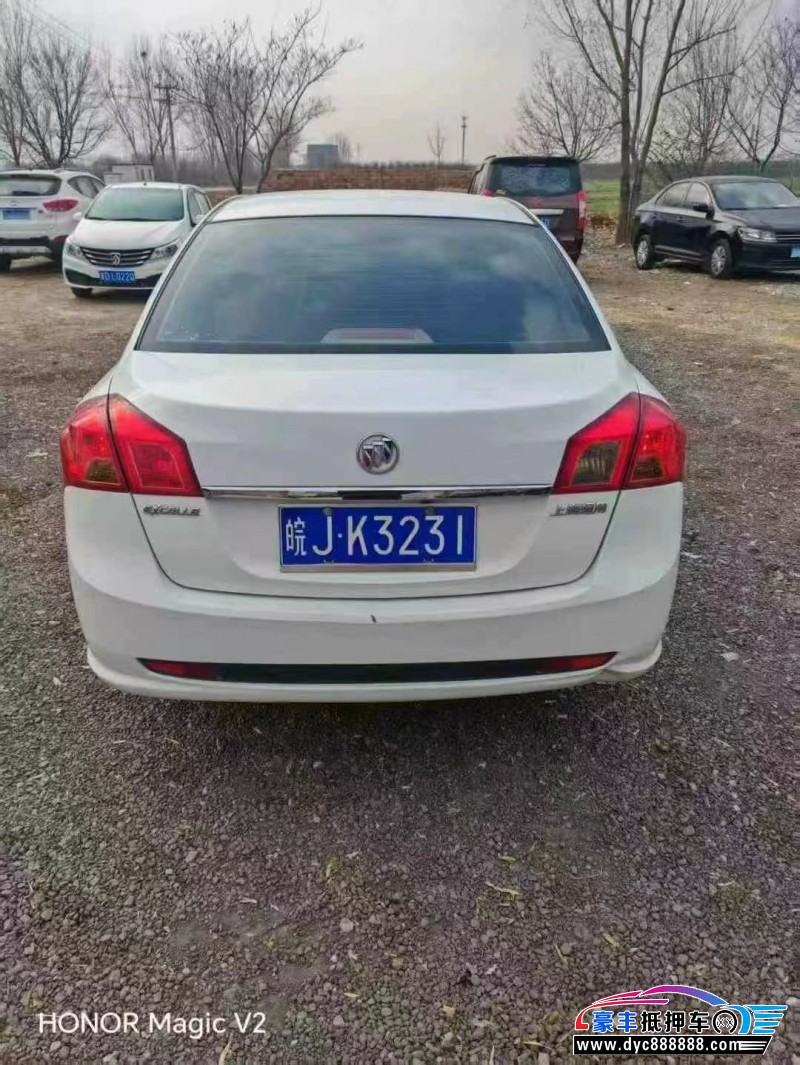 14年别克凯越轿车抵押车出售