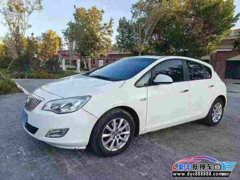 14年别克英朗轿车抵押车出售