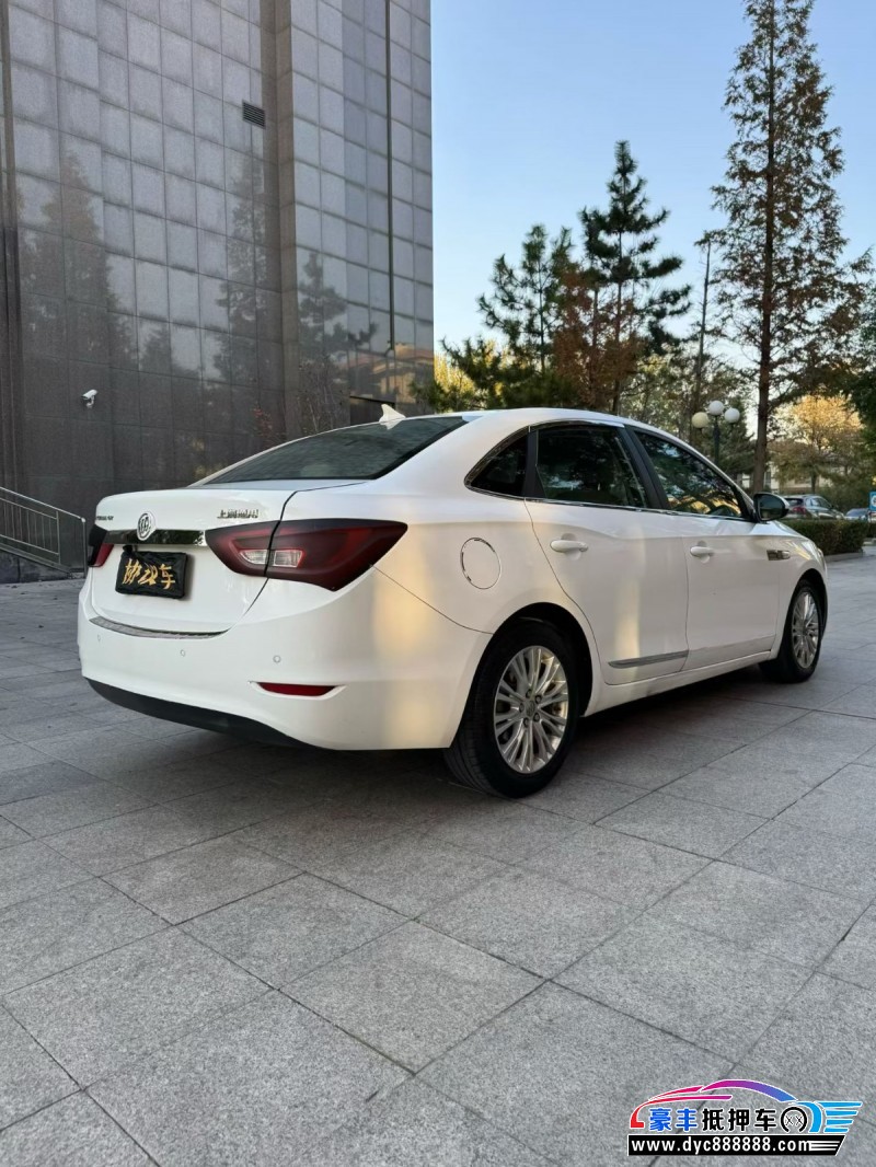 15年别克英朗轿车抵押车出售