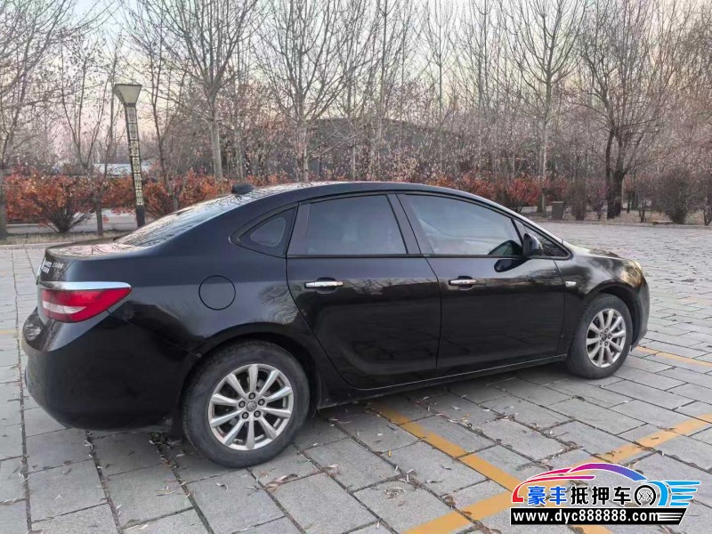 15年别克英朗轿车抵押车出售