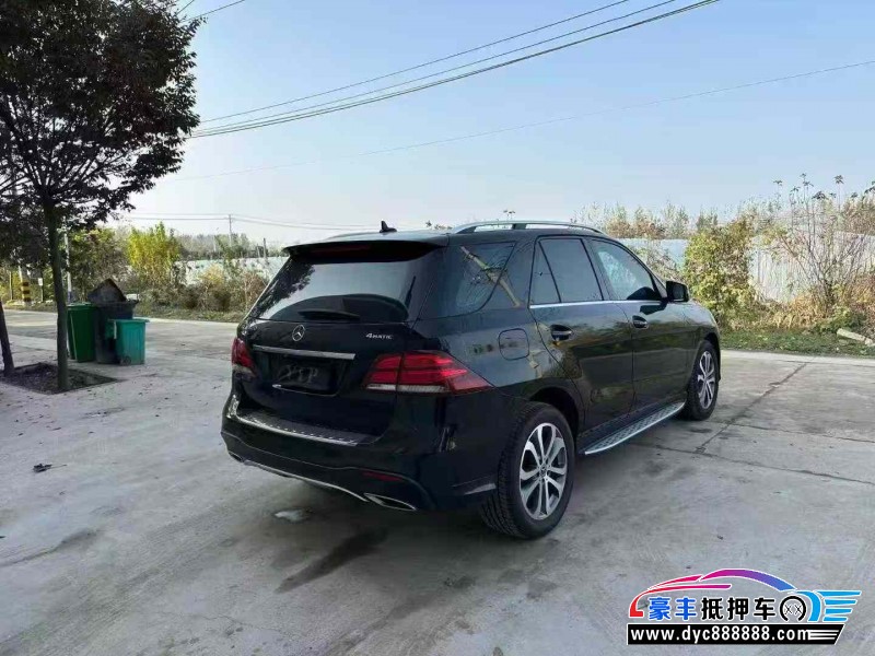 17年奔驰GLE轿车抵押车出售