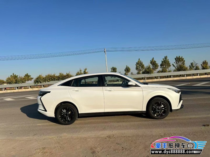 25年东风御轩轿车抵押车出售