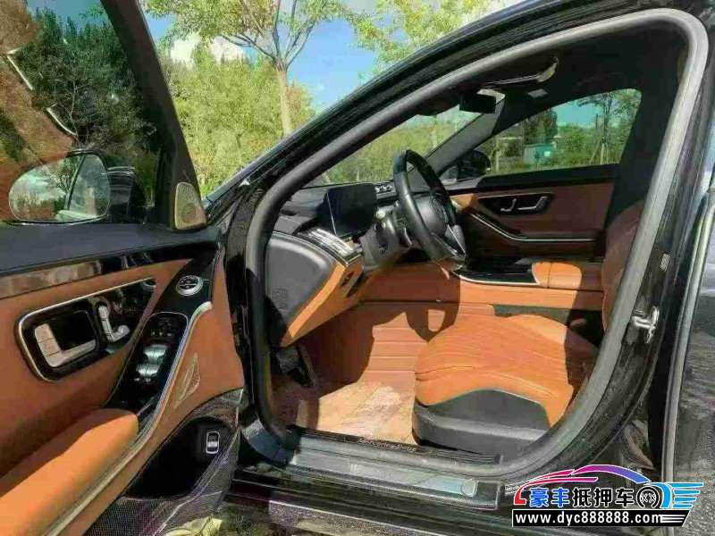 22年奔驰S轿车抵押车出售