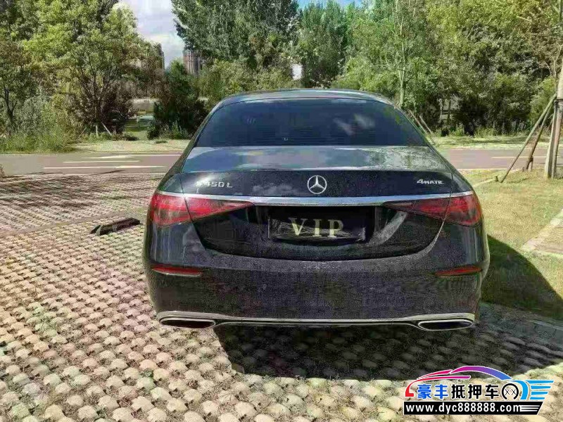 22年奔驰S轿车抵押车出售