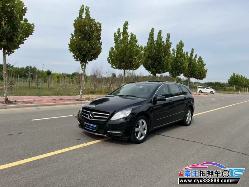 14年奔驰R轿车抵押车出售