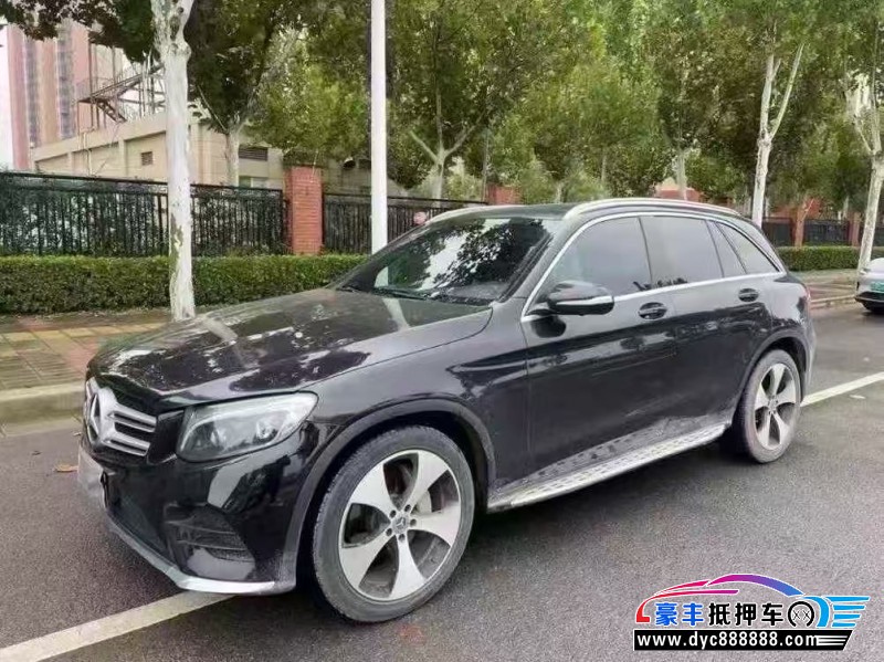 18年奔驰GLC轿车抵押车出售