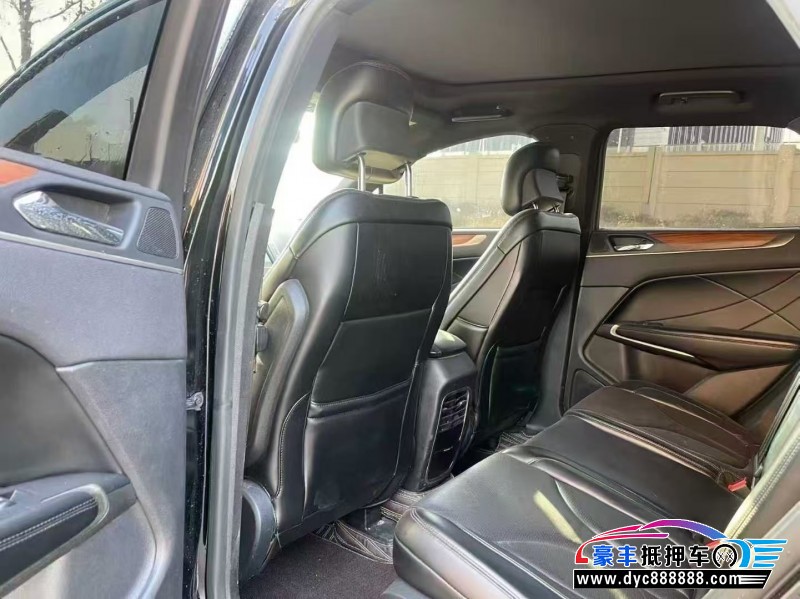 17年林肯MKC轿车抵押车出售