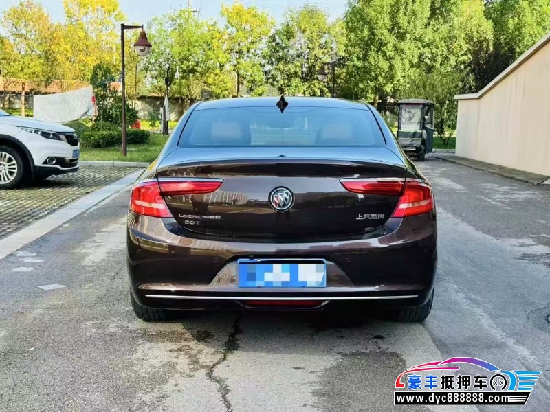 17年别克君越轿车抵押车出售