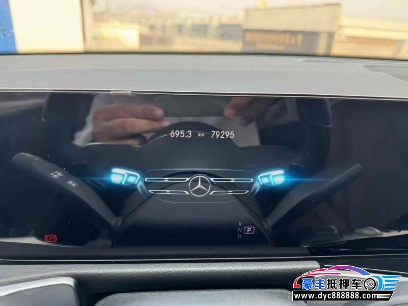 20年奔驰GLBSUV抵押车出售