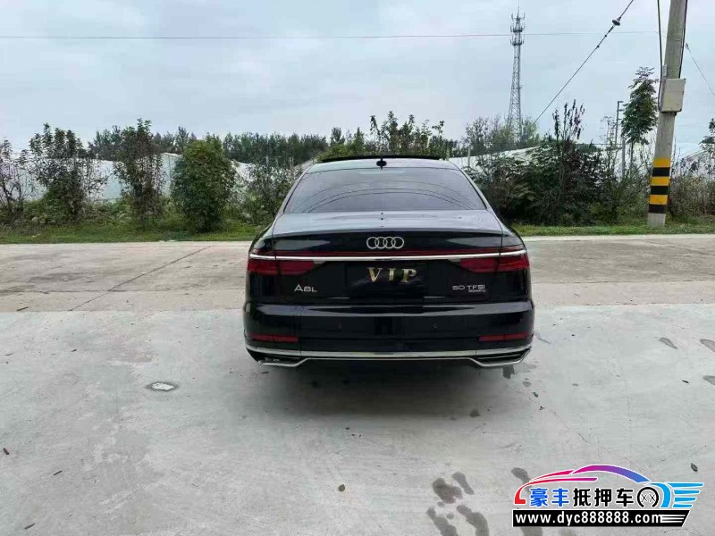 20年奥迪A8L轿车抵押车出售