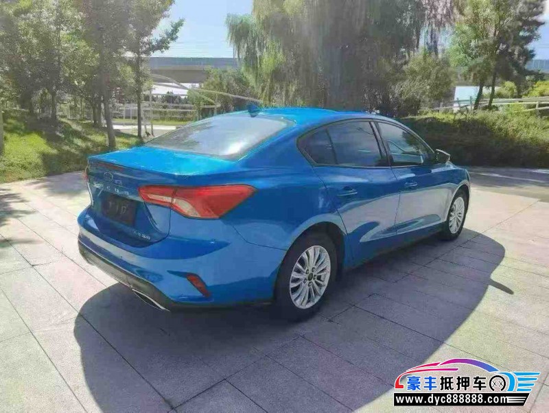 22年福特福克斯轿车抵押车出售