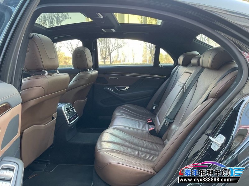 17年奔驰S轿车抵押车出售