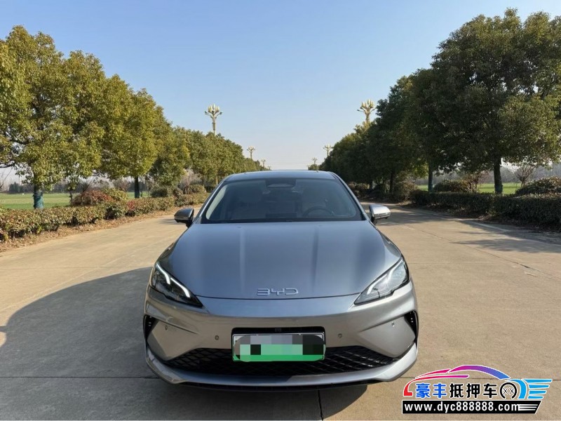 抵押车出售25年比亚迪海豹轿车