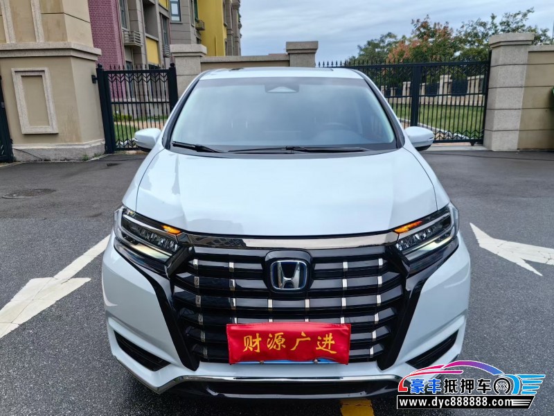 抵押车出售24年本田艾力绅轿车