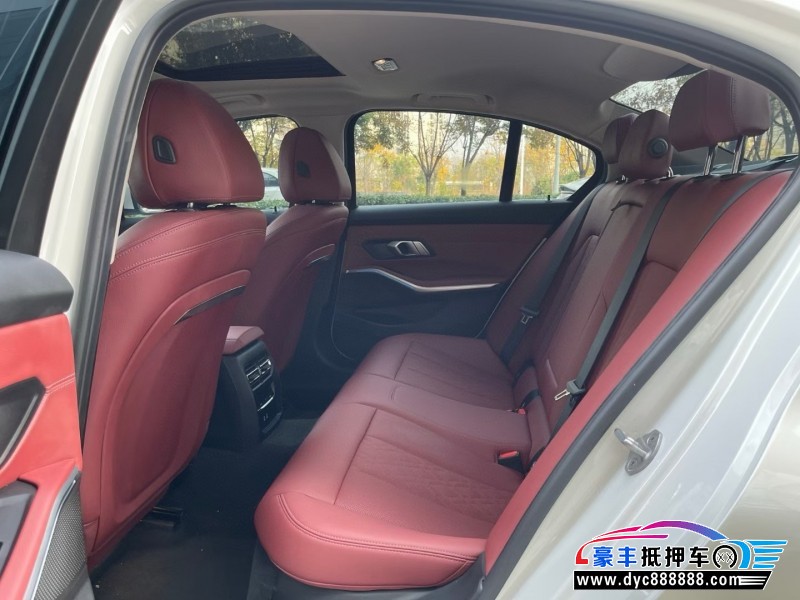 24年宝马3系轿车抵押车出售