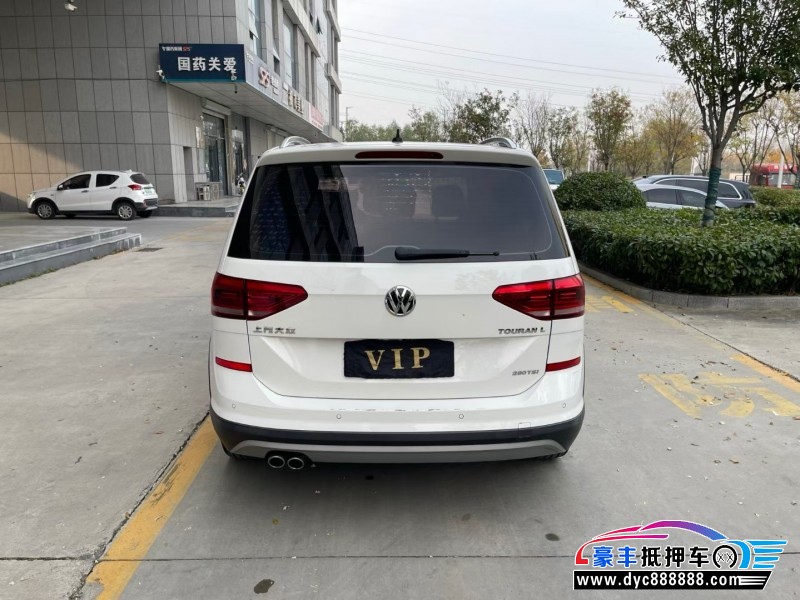 19年大众途安轿车抵押车出售