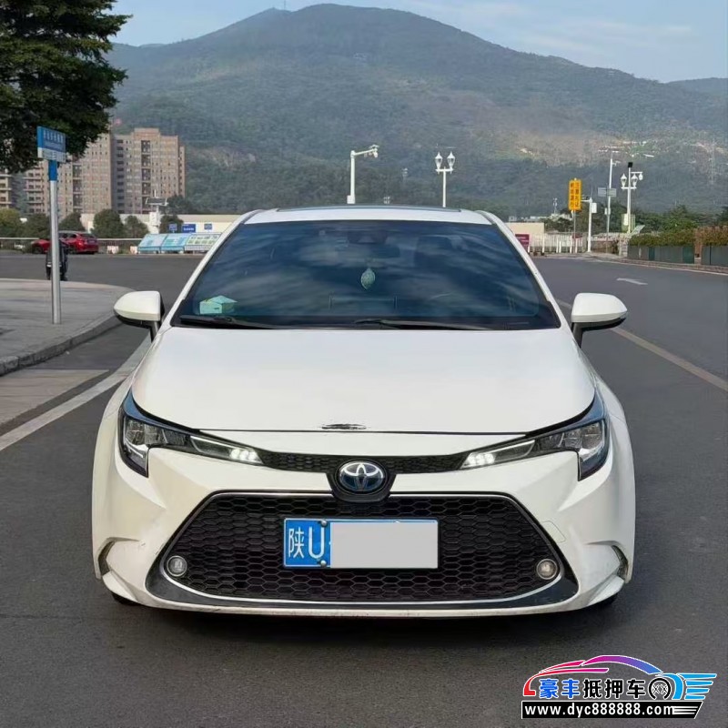 抵押车出售19年丰田雷凌轿车