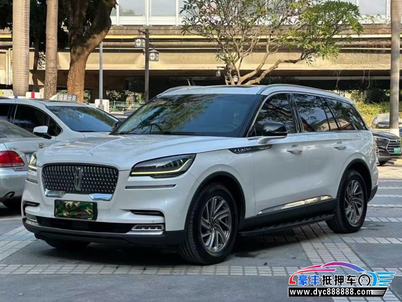 21年林肯飞行家轿车抵押车出售