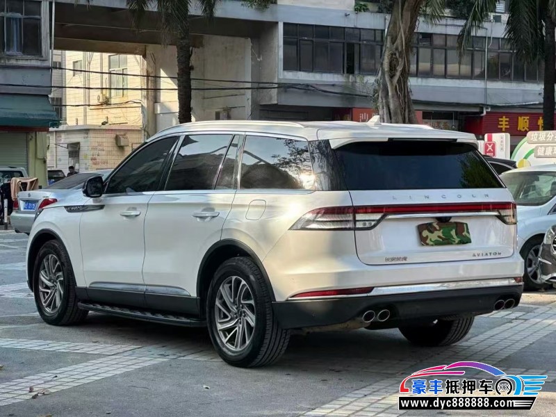 21年林肯飞行家轿车抵押车出售