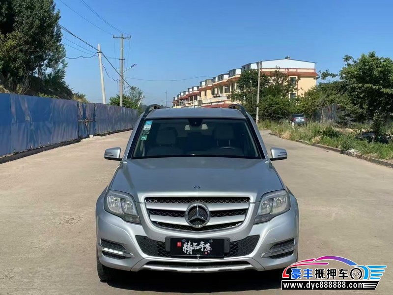 抵押车出售14年奔驰GLK轿车