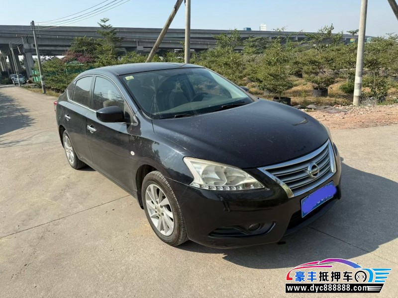 14年日产轩逸轿车抵押车出售