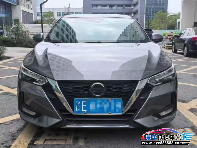 20年日产轩逸轿车