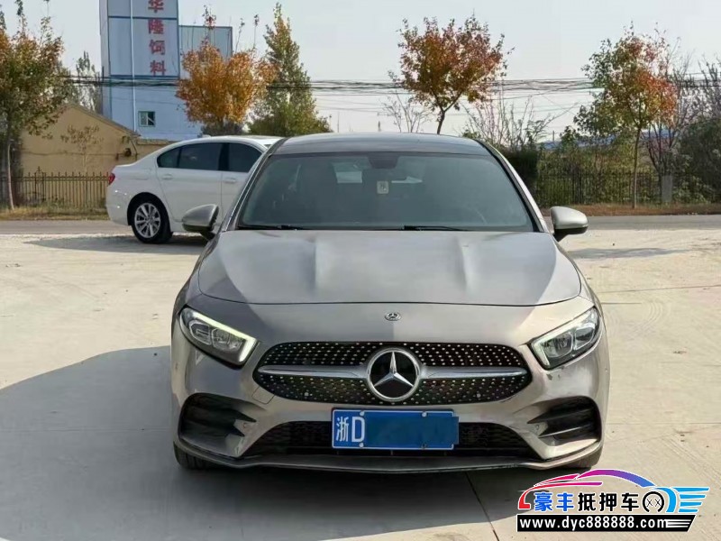 抵押车出售20年奔驰A轿车