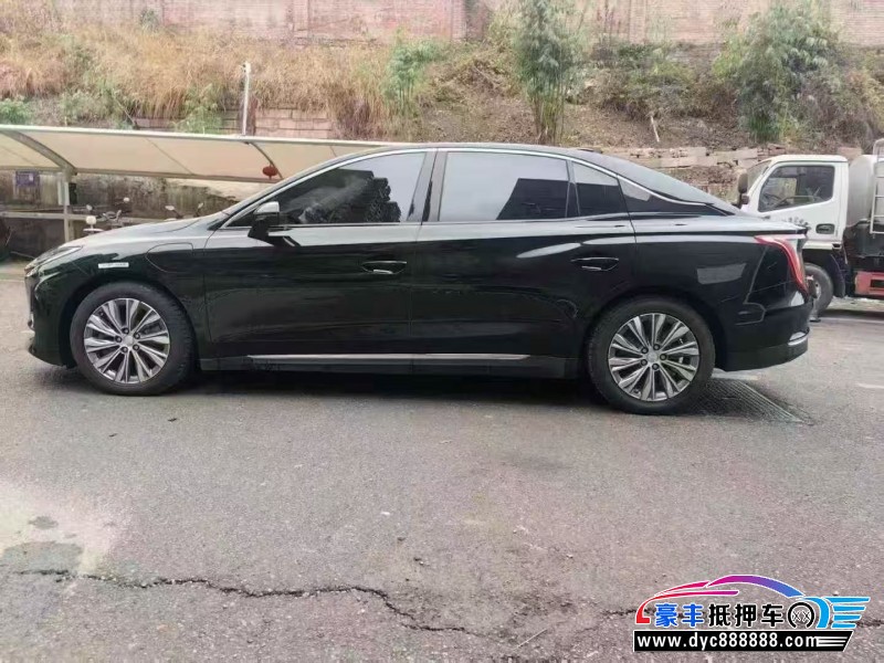 23年红旗EQM5轿车抵押车出售