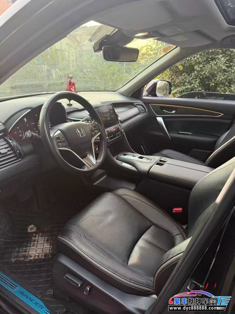 20年本田冠道轿车抵押车出售