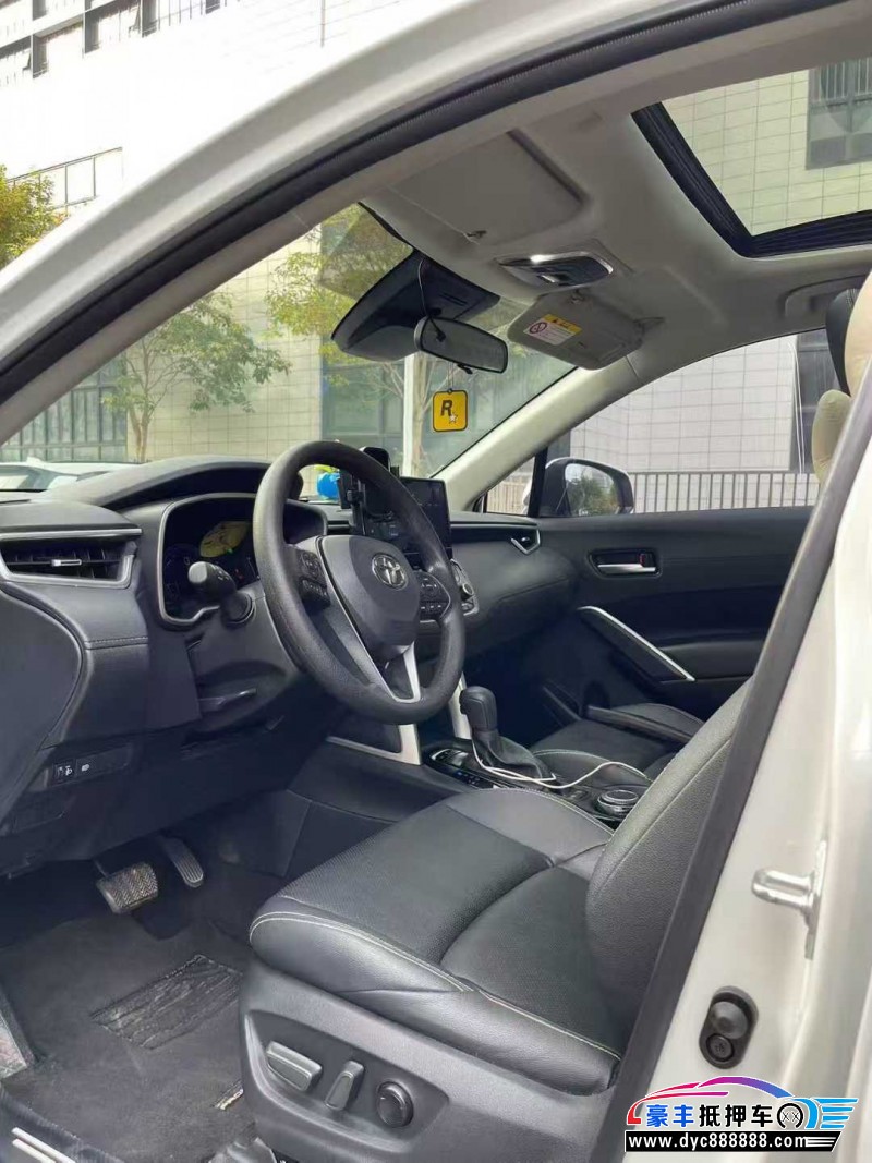 24年丰田锋兰达轿车抵押车出售