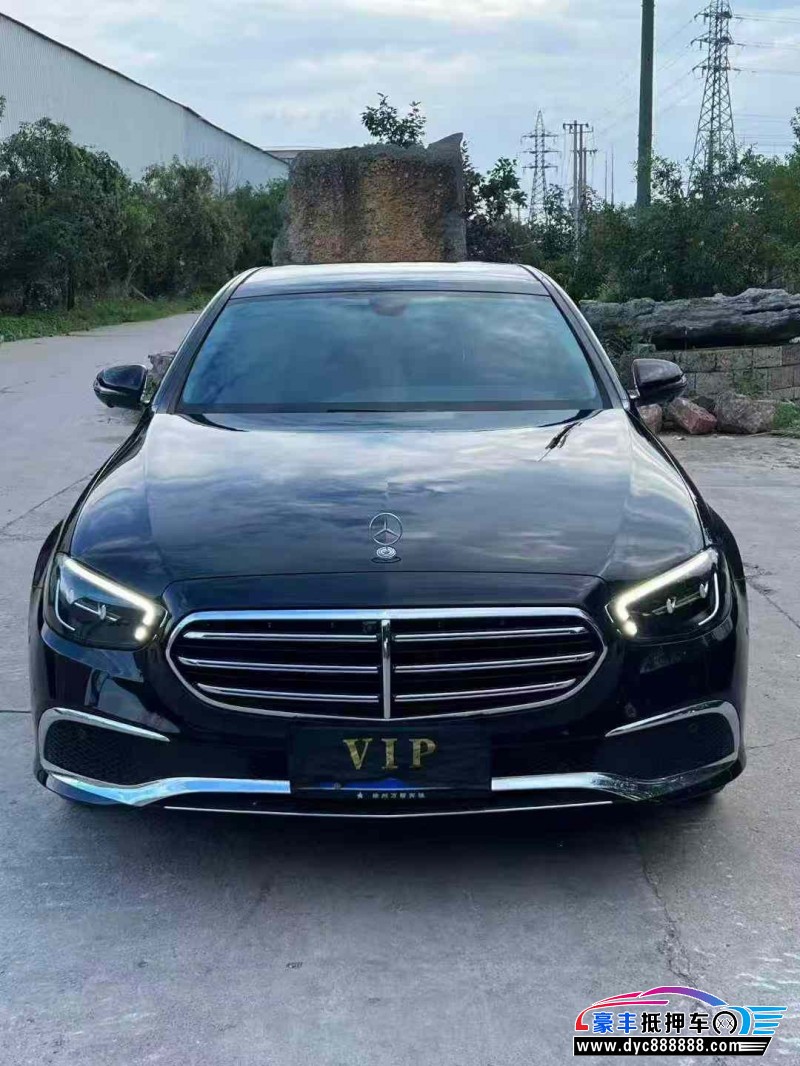 抵押车出售21年奔驰E级轿车