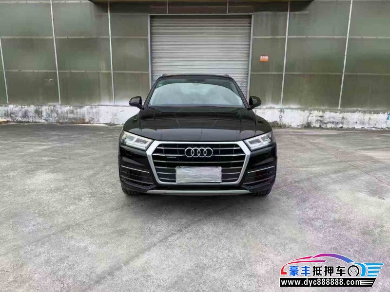 18年奥迪Q5轿车抵押车出售