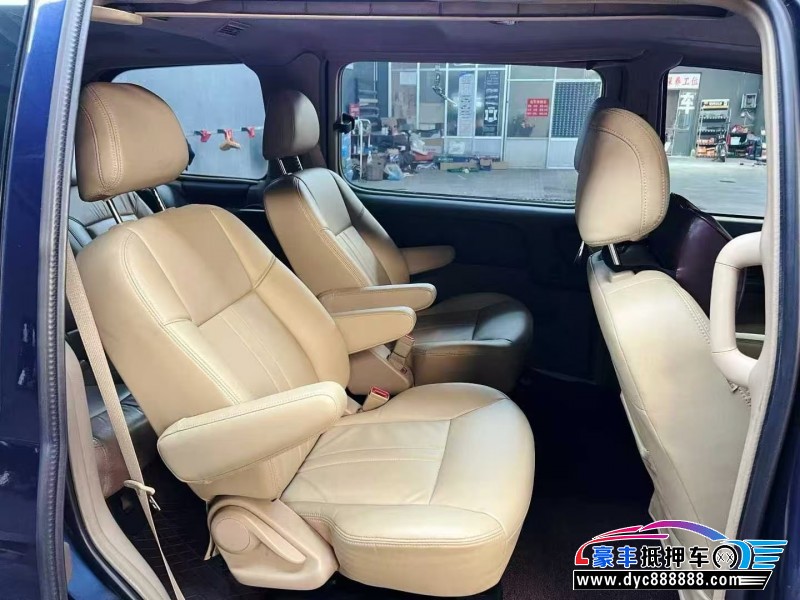 14年别克GL8轿车抵押车出售