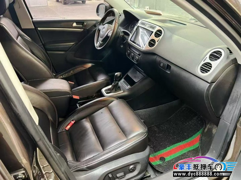 16年大众途观轿车抵押车出售