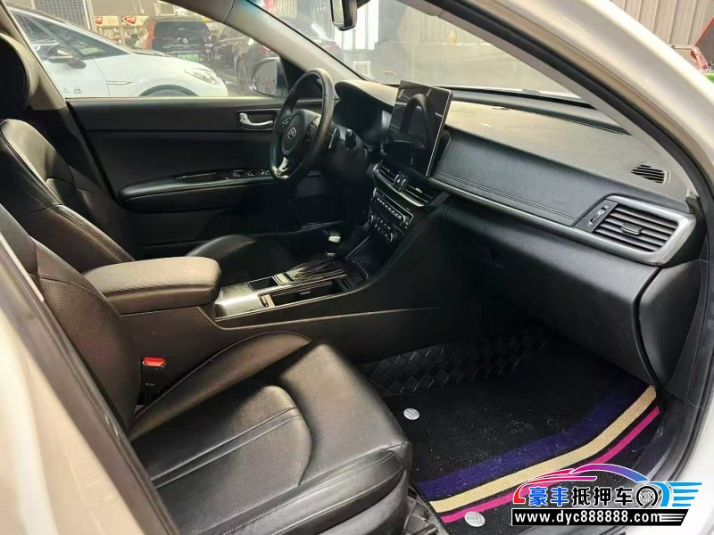 16年起亚K5轿车抵押车出售