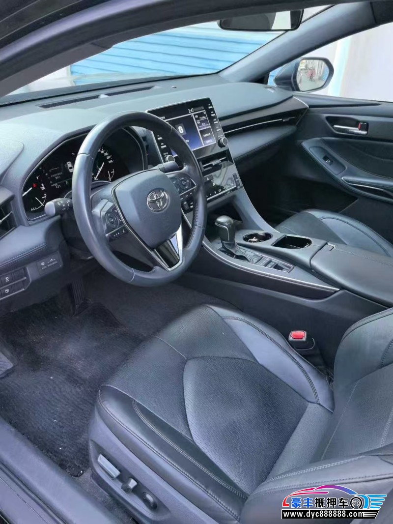 22年丰田亚洲龙轿车抵押车出售