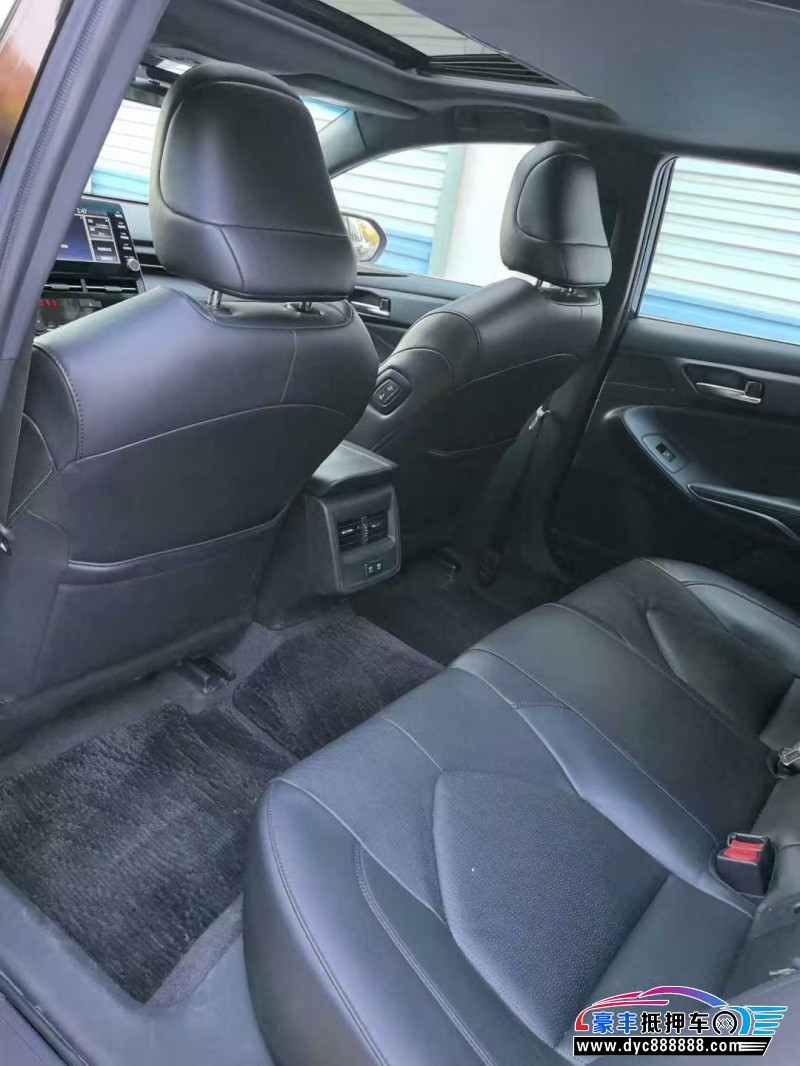 22年丰田亚洲龙轿车抵押车出售