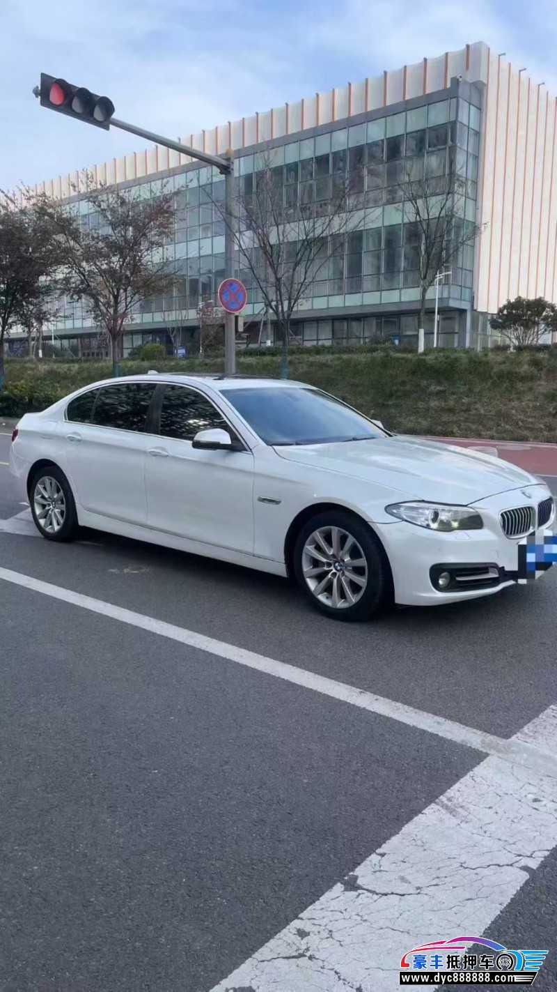 15年宝马5系轿车抵押车出售