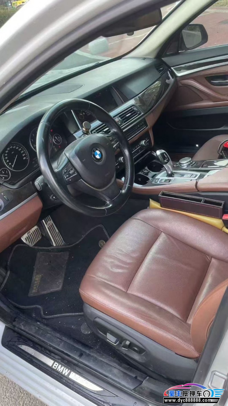 15年宝马5系轿车抵押车出售