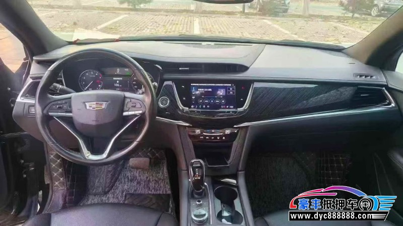 22年凯迪拉克xt6轿车抵押车出售